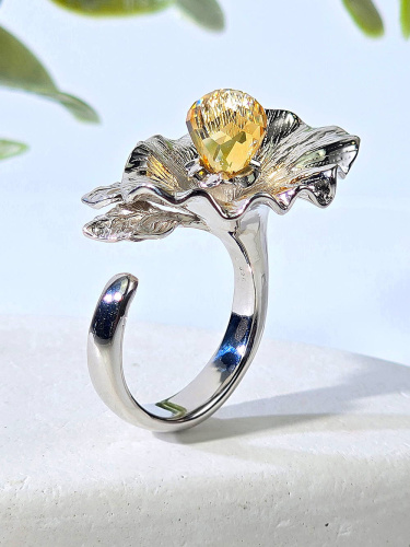Серебряное кольцо с цитрином